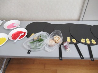 うちわ工作.jpg うちわ工作.jpg